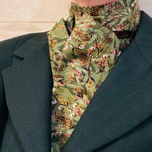 Classic Equestrian Stock Tie Floral Woods